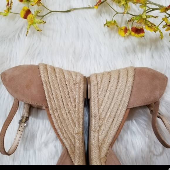 NINE WEST Cream And Tan Espadrilles Wedge Heel Sandals SIZE 9.5 M. - Picture 10 of 16